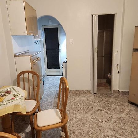 Conjugado Bem Localizado Em Copacabana Рио-де-Жанейро Экстерьер фото